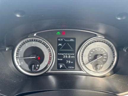 Vehicle Thumbnail 18
