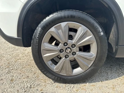 Vehicle Thumbnail 30