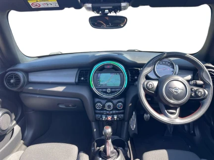 Vehicle Thumbnail 10