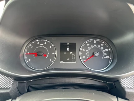 Vehicle Thumbnail 18