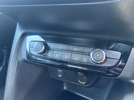 Vehicle Thumbnail 13