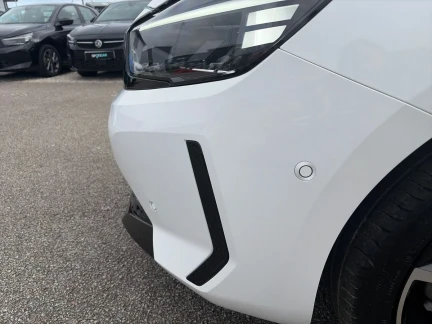 Vehicle Thumbnail 34