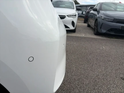 Vehicle Thumbnail 36