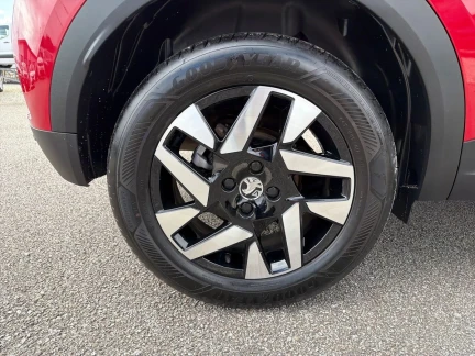 Vehicle Thumbnail 23