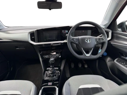 Vehicle Thumbnail 10