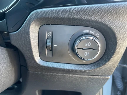 Vehicle Thumbnail 27