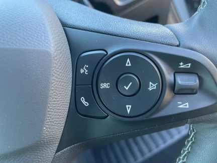 Vehicle Thumbnail 30