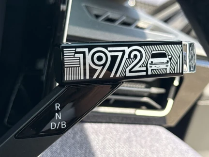 Vehicle Thumbnail 36