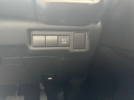 Vehicle Thumbnail 24