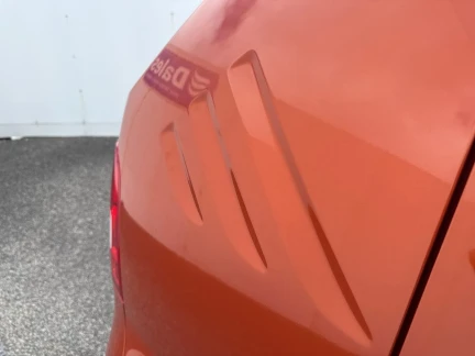 Vehicle Thumbnail 38