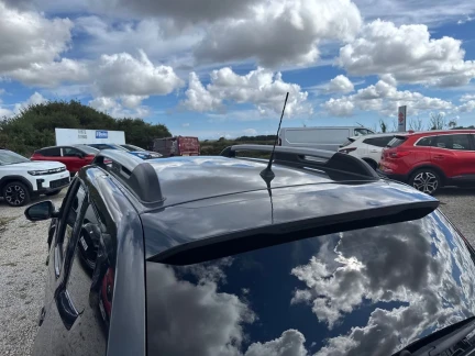 Vehicle Thumbnail 37