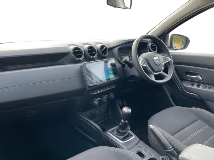 Vehicle Thumbnail 11
