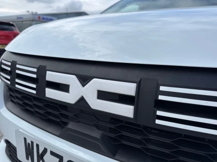 Vehicle Thumbnail 29