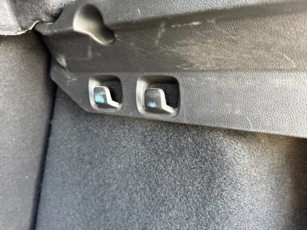 Vehicle Thumbnail 36