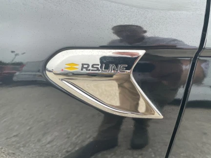 Vehicle Thumbnail 25