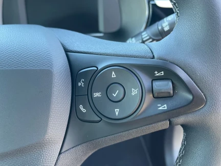 Vehicle Thumbnail 29