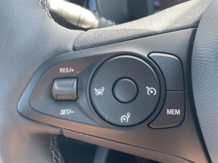 Vehicle Thumbnail 19