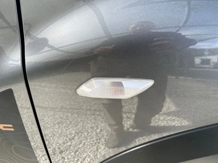 Vehicle Thumbnail 28