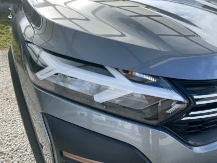 Vehicle Thumbnail 29
