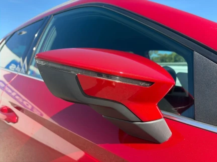 Vehicle Thumbnail 33