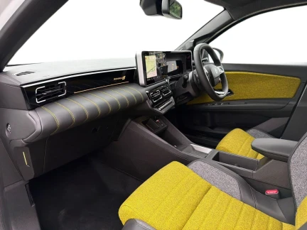 Vehicle Thumbnail 11