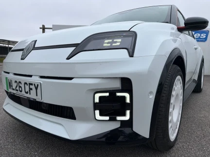 Vehicle Thumbnail 28