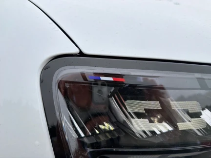 Vehicle Thumbnail 31