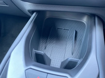 Vehicle Thumbnail 28