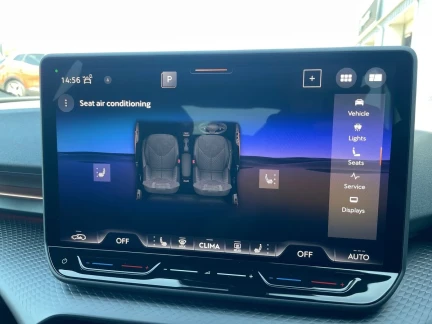 Vehicle Thumbnail 36