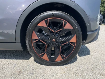 Vehicle Thumbnail 7