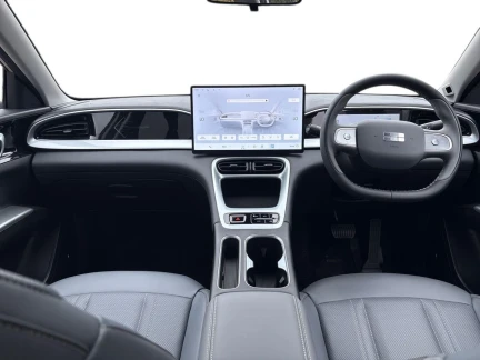 Vehicle Thumbnail 10