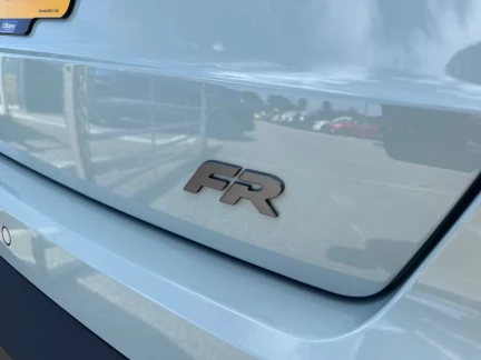 Vehicle Thumbnail 25