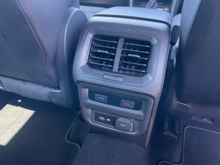 Vehicle Thumbnail 22