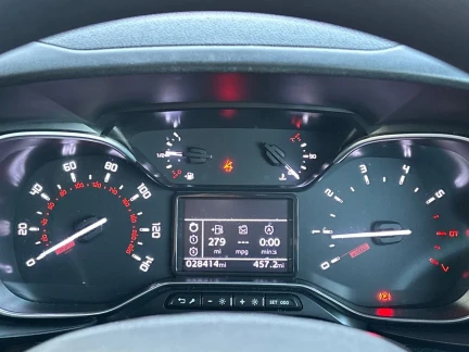 Vehicle Thumbnail 18