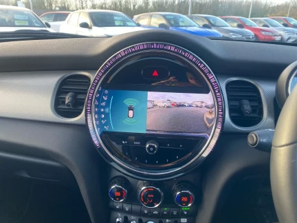 Vehicle Thumbnail 17