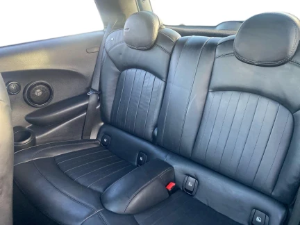 Vehicle Thumbnail 20