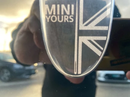 Vehicle Thumbnail 28