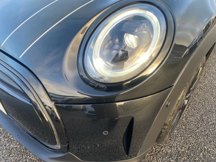 Vehicle Thumbnail 29