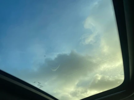 Vehicle Thumbnail 32