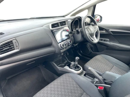 Vehicle Thumbnail 11