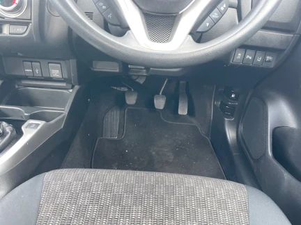 Vehicle Thumbnail 22