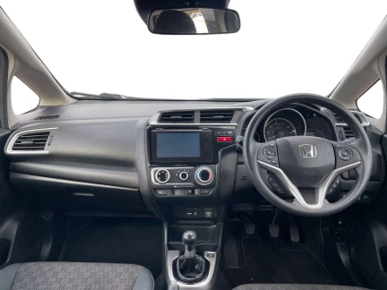 Vehicle Thumbnail 10