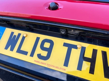 Vehicle Thumbnail 26