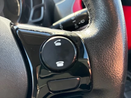 Vehicle Thumbnail 29