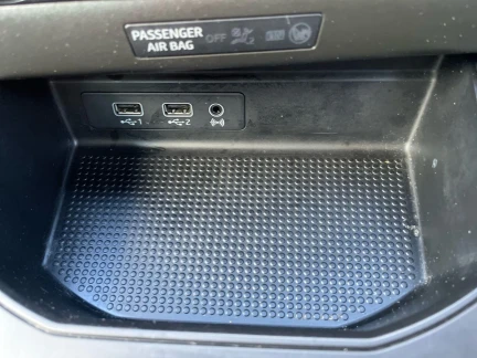 Vehicle Thumbnail 25