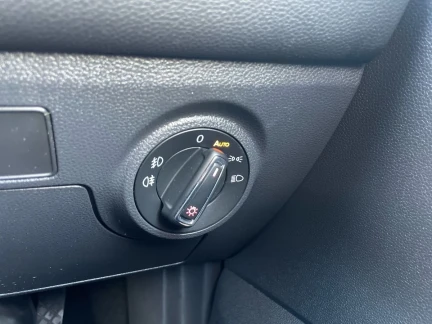 Vehicle Thumbnail 26