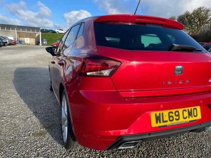 Vehicle Thumbnail 30