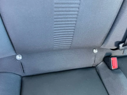 Vehicle Thumbnail 36