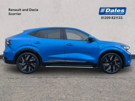 Vehicle Thumbnail 4