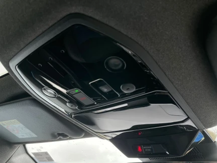 Vehicle Thumbnail 40